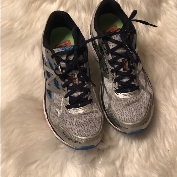 New Balance 880V5 Running Shoes - Picture 3 of 9